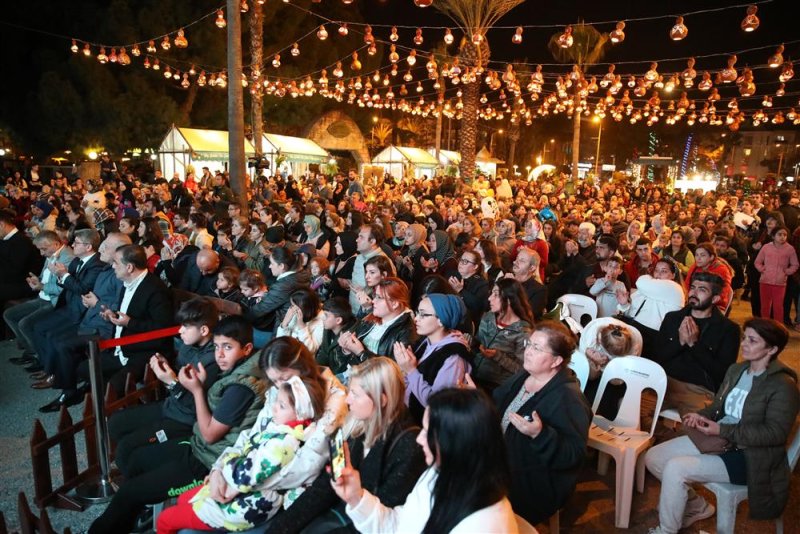 Alanya belediyesi ramazan meydanı kapılarını açtı