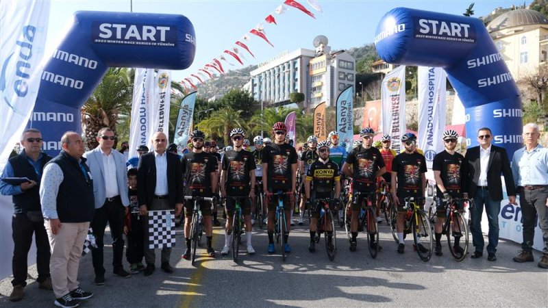 Alanya cup uluslararası yol bisiklet yarışları yapıldı
