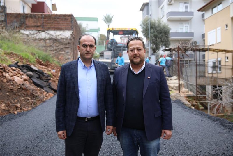 Başkan yardımcısı fevzi alaettinoğlu asfalt çalışmalarını yerinde inceledi