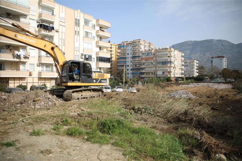 Mahmutlar ahmet yatmaz caddesi sahil yoluna bağlanıyor