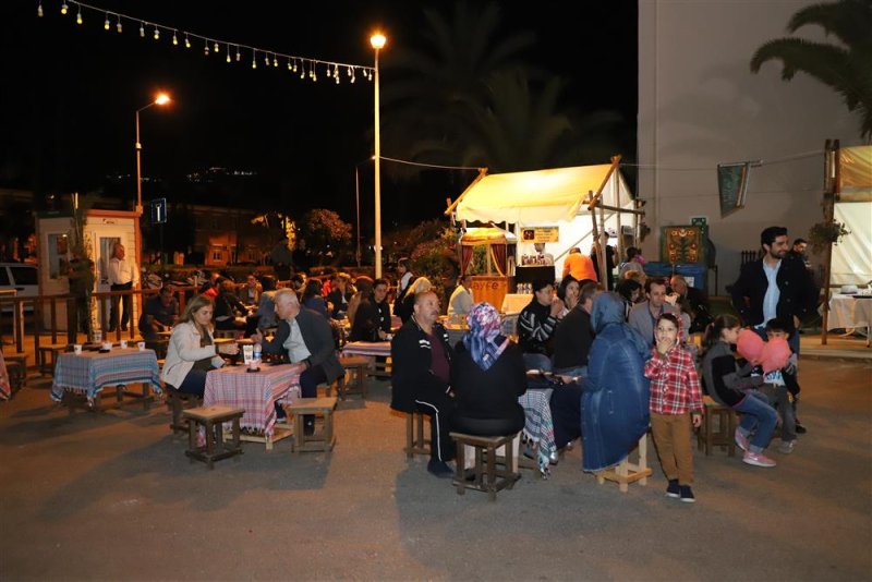 Ramazan meydanı kapılarını açıyor