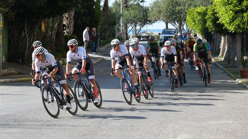 Uluslararası kleopatra ktriteryum yol bisiklet yarışları yapıldı