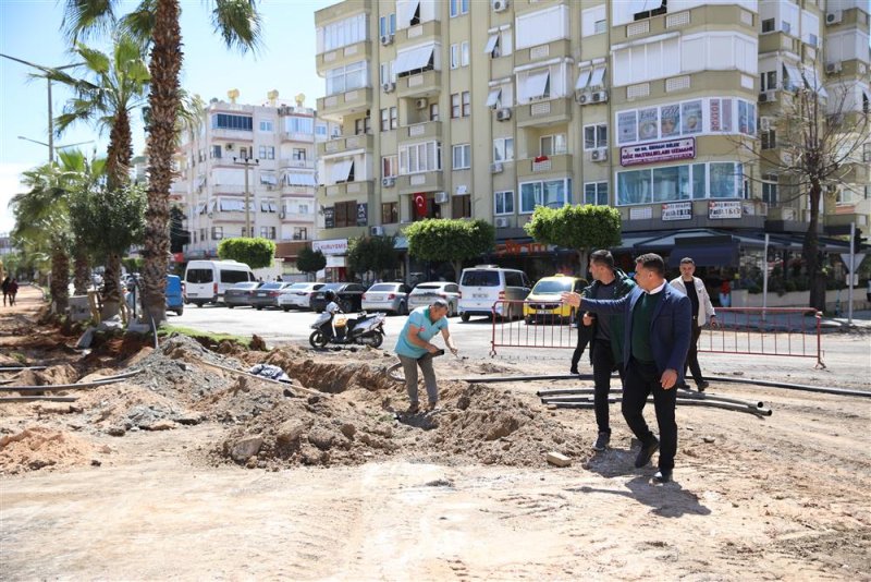 Yunus emre caddesi baştan sona yenileniyor