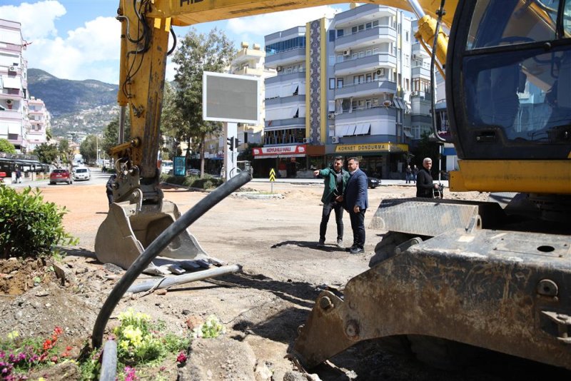 Yunus emre caddesi baştan sona yenileniyor