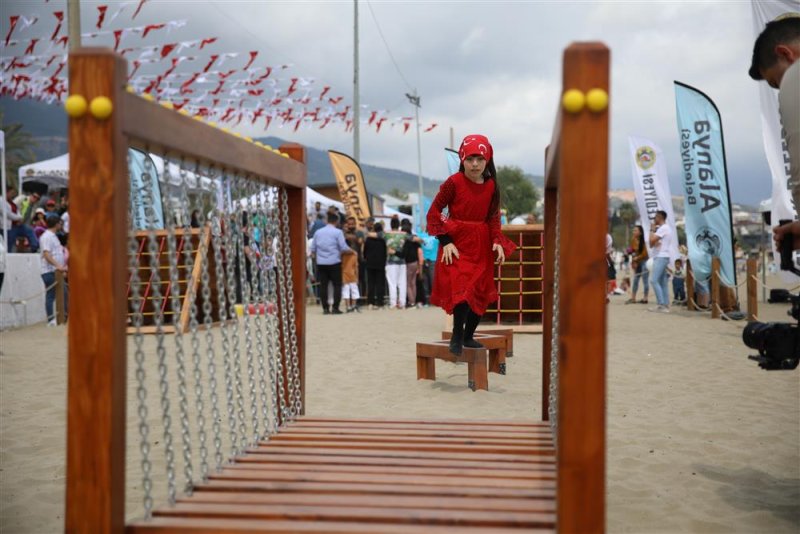 5. alanya uluslararası çocuk festivali büyük bir coşku ve katılımla gerçekleşti - 80’in üzerinde ülkeden çocuklar ile sevgi ve barış mesajı