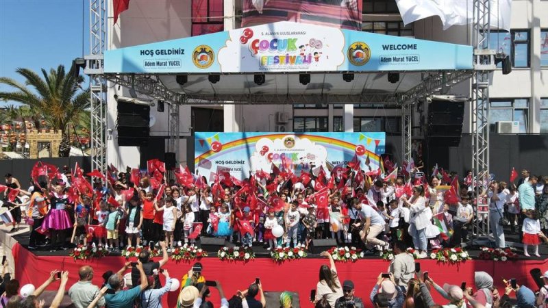 5. alanya uluslararası çocuk festivali büyük bir coşku ve katılımla gerçekleşti - 80’in üzerinde ülkeden çocuklar ile sevgi ve barış mesajı