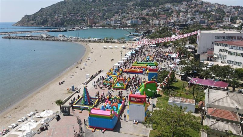 5. alanya uluslararası çocuk festivali büyük bir coşku ve katılımla gerçekleşti - 80’in üzerinde ülkeden çocuklar ile sevgi ve barış mesajı