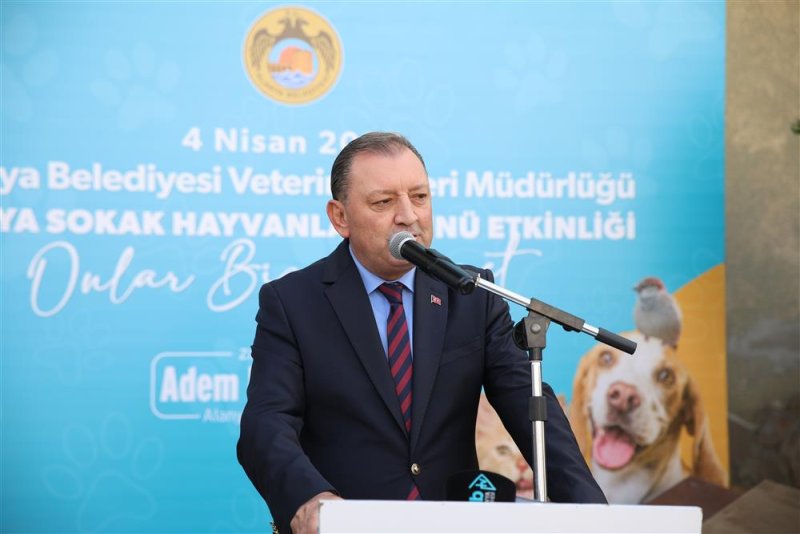 Alanya belediyesi 4 nisan sokak hayvanları günü’nde farkındalık etkinliği düzenledi yücel: “hayvan dostlu belediyeyiz”