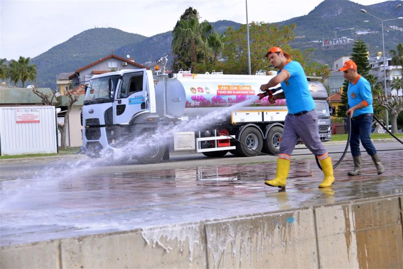 Alanya belediyesi’nden bayram temizliği - ramazan bayramı’nda temizlik işleri ekipleri 7-24 görev başında olacak