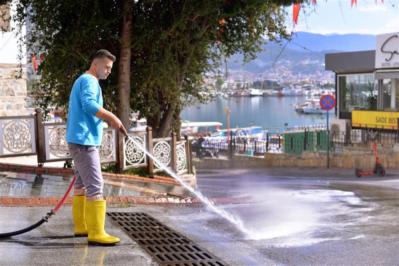 Alanya belediyesi’nden bayram temizliği - ramazan bayramı’nda temizlik işleri ekipleri 7-24 görev başında olacak