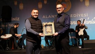 Alanya belediyesi ramazan meydanı şair ibrahim sadri’yi ağırladı