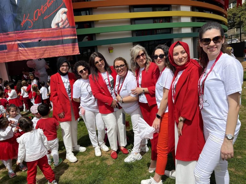 Alanya belediyesi rüya ipekten ve saadet çelik kreş ve çocuk akademisi’nde 23 nisan coşkusu