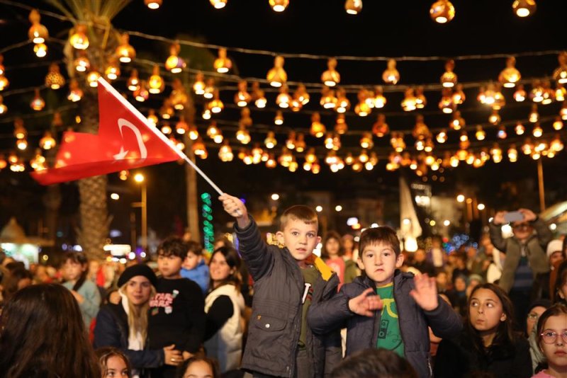 Alanya şampiyonlarını karşıladı