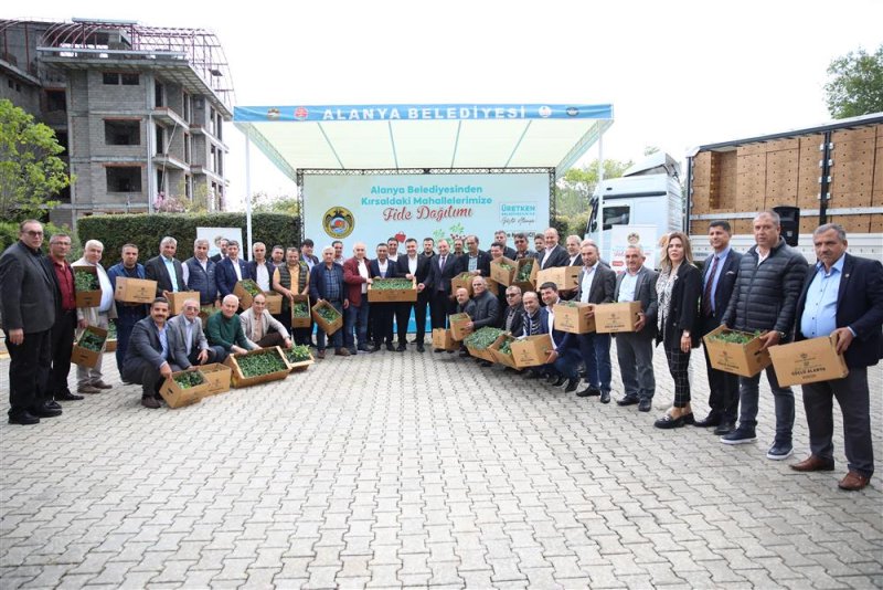 Başkan yücel’den kırsal mahallelere fide dağıtımı “hedefimiz 1 milyon fide”
