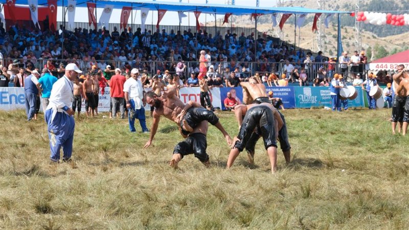 17. geleneksel gökbel yağlı pehlivan güreşleri sona erdi