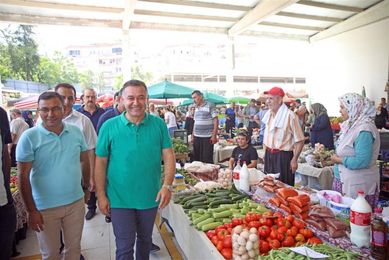 Alanya belediyesi 5 bin kişilik aşure dağıttı
