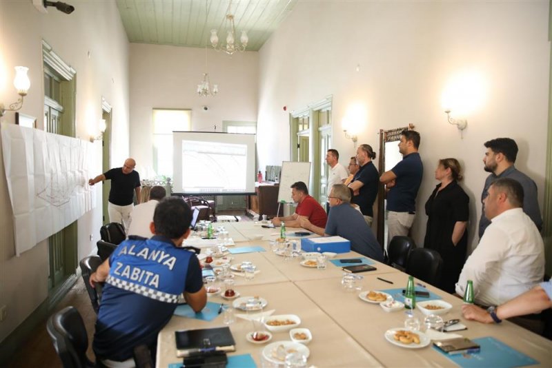 Alanya’nın ulaşım ağı masaya yatırıldı ulaşım master planı hazırlanıyor