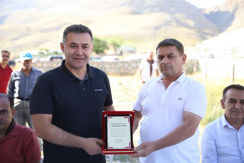 Başkan yücel’den 23 batı yaylasına hizmet yağmuru başkan yücel: dün buradaydık, bugün buradayız, yarın da burada olacağız