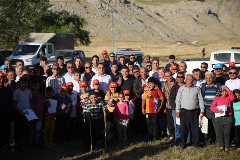 Başkan yücel’den 23 batı yaylasına hizmet yağmuru başkan yücel: dün buradaydık, bugün buradayız, yarın da burada olacağız