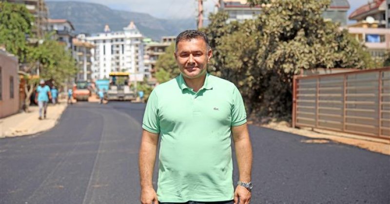 Başkan yücel mahmutlar’da asfalt çalışmalarını yerinde inceledi