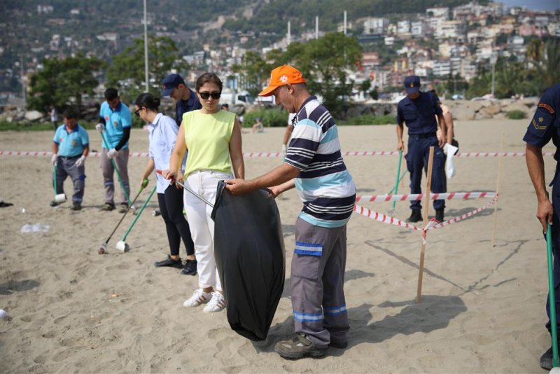 Galip dere halk plajı’nda yılın ikinci kategorize çalışması gerçekleştirildi