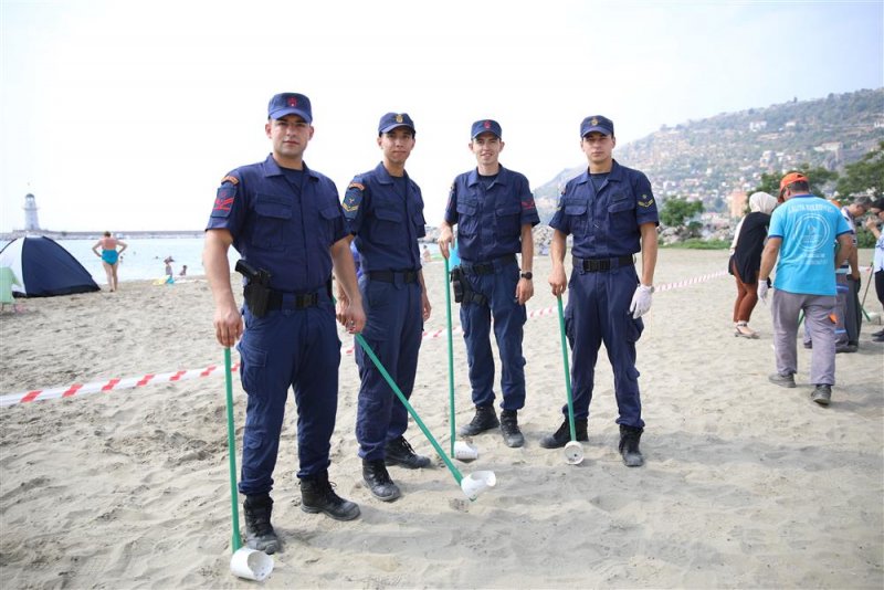 Galip dere halk plajı’nda yılın ikinci kategorize çalışması gerçekleştirildi