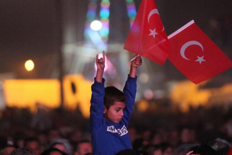 Gökbel coşkusu iki muhteşem konser ile başladı gökbel’de rekor! 70 bin kişilik büyük şölen