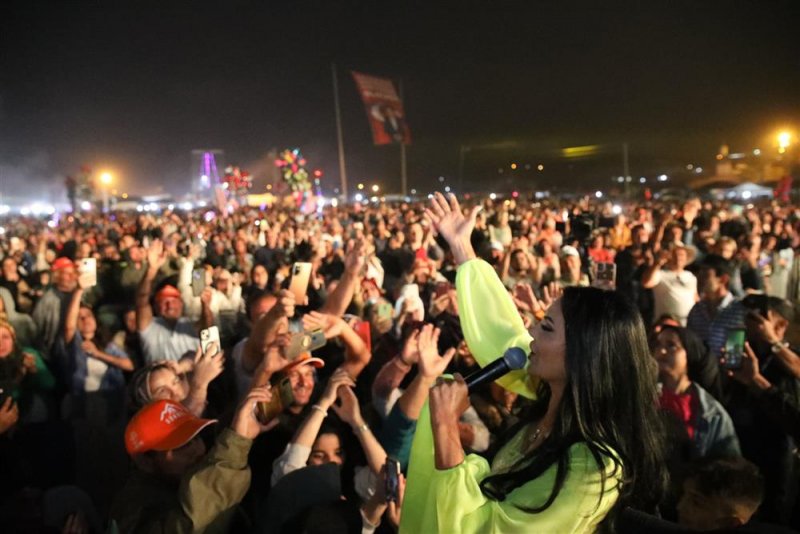 Gökbel coşkusu iki muhteşem konser ile başladı gökbel’de rekor! 70 bin kişilik büyük şölen