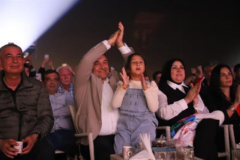 Gökbel coşkusu iki muhteşem konser ile başladı gökbel’de rekor! 70 bin kişilik büyük şölen