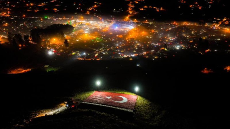 Gökbel coşkusu iki muhteşem konser ile başladı gökbel’de rekor! 70 bin kişilik büyük şölen