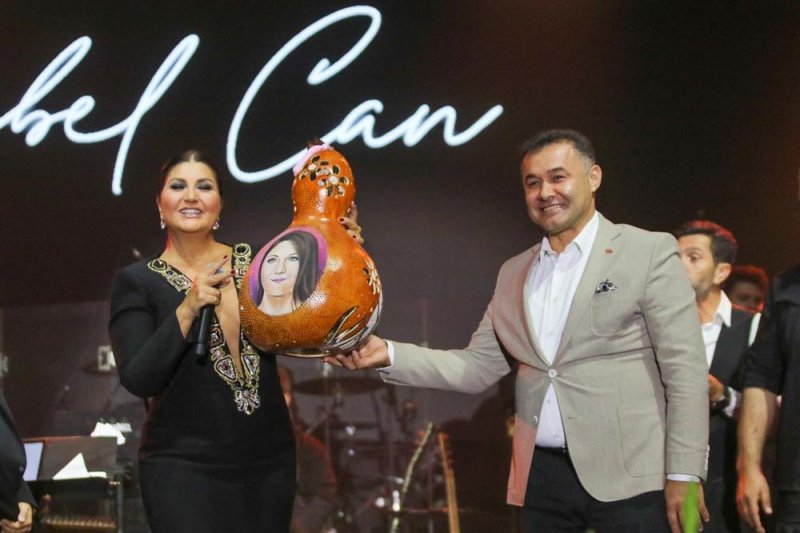 Gökbel coşkusu iki muhteşem konser ile başladı gökbel’de rekor! 70 bin kişilik büyük şölen