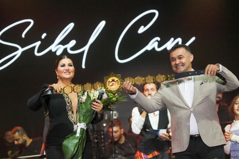 Gökbel coşkusu iki muhteşem konser ile başladı gökbel’de rekor! 70 bin kişilik büyük şölen