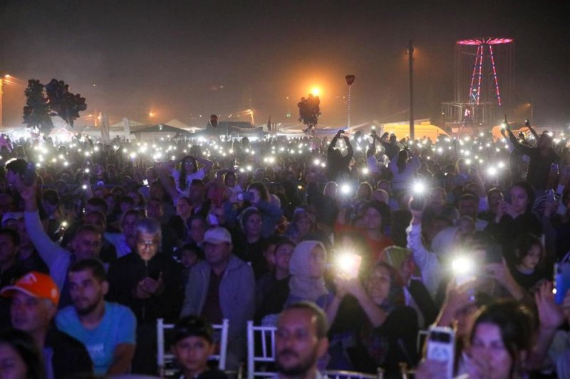 Gökbel coşkusu iki muhteşem konser ile başladı gökbel’de rekor! 70 bin kişilik büyük şölen