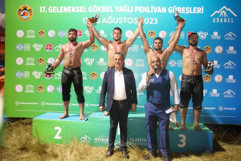 Gökbel’in başpehlivanı ali gürbüz oldu