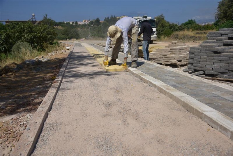 Kestel yeni üniversite yolu’nda kaldırım çalışması başlatıldı
