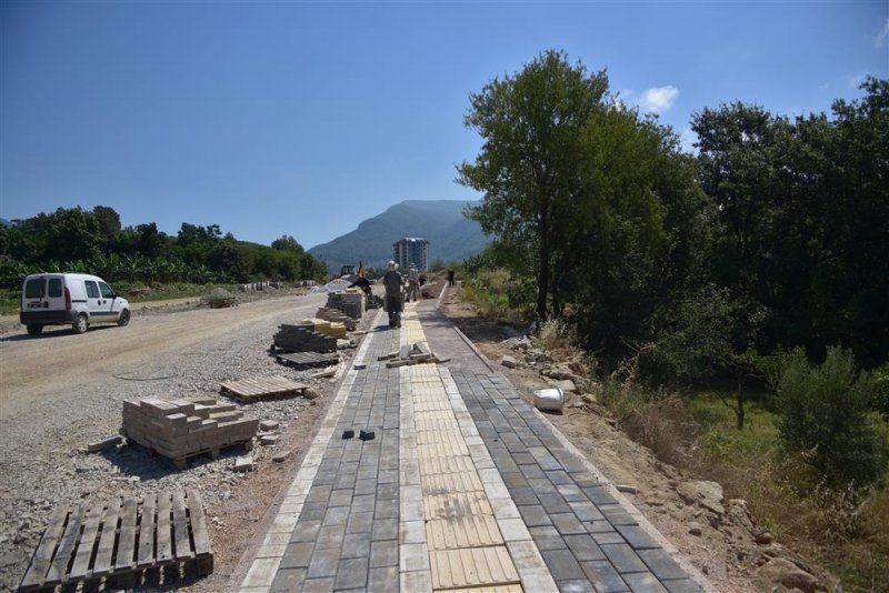 Kestel yeni üniversite yolu’nda kaldırım çalışması başlatıldı