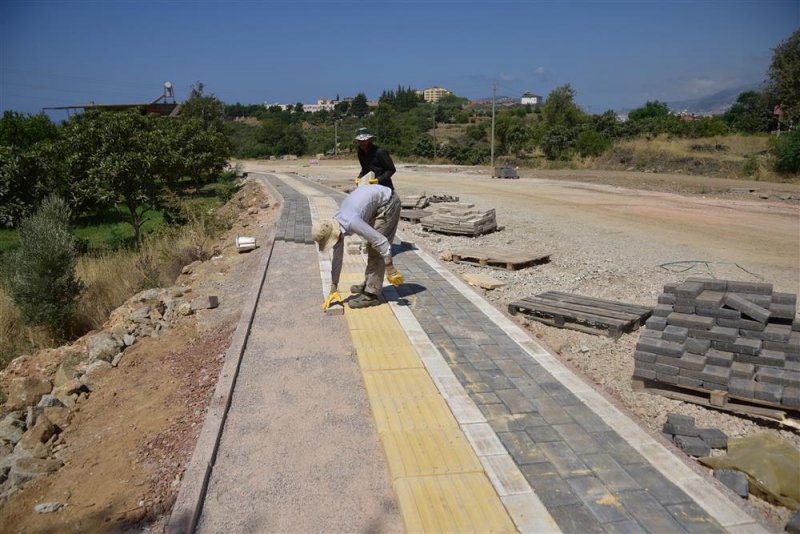 Kestel yeni üniversite yolu’nda kaldırım çalışması başlatıldı