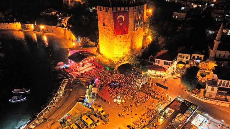 18. alanya uluslararası caz günleri muhteşem performanslarla başladı
