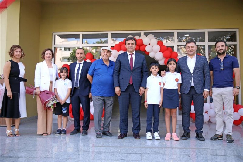2023-2024 eğitim öğretim döneminin ilk ders zili çaldı