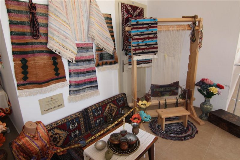 Alanya belediyesi el sanatları kurs başvuları 3 farkı merkezde devam ediyor
