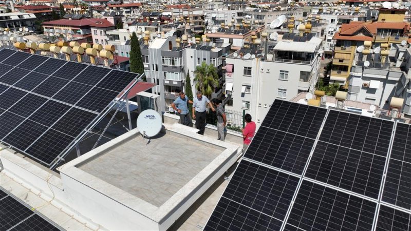 Alanya belediyesi enerjisini güneşten almaya devam ediyor