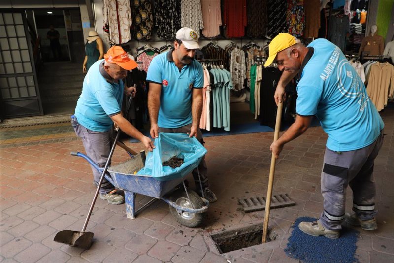 Alanya belediyesi kenti kışa hazırlıyor