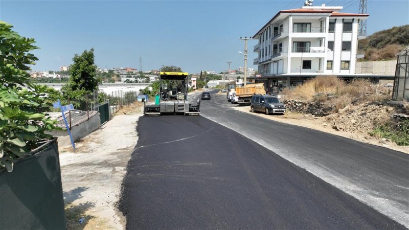 Alanya belediyesi’nden batı bölgesine büyük asfalt hamlesi - 3 kilometrelik konaklı toslak güzelbağ yolu asfaltlanıyor