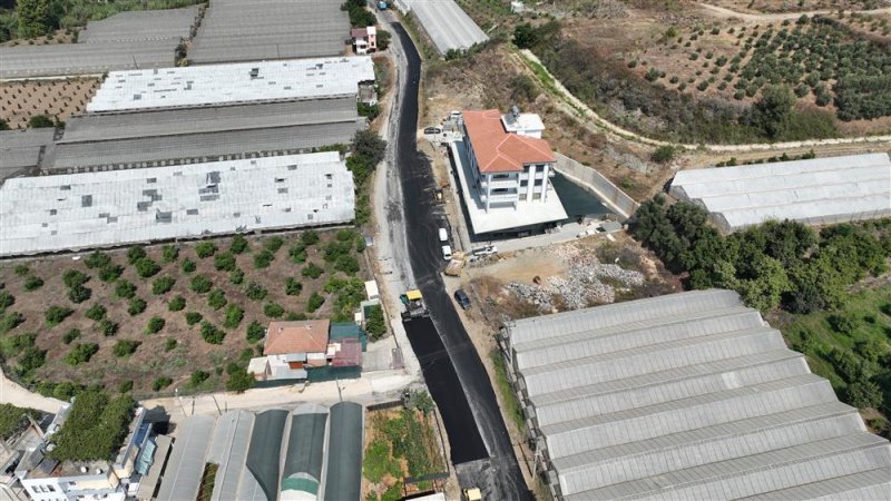 Alanya belediyesi’nden batı bölgesine büyük asfalt hamlesi - 3 kilometrelik konaklı toslak güzelbağ yolu asfaltlanıyor