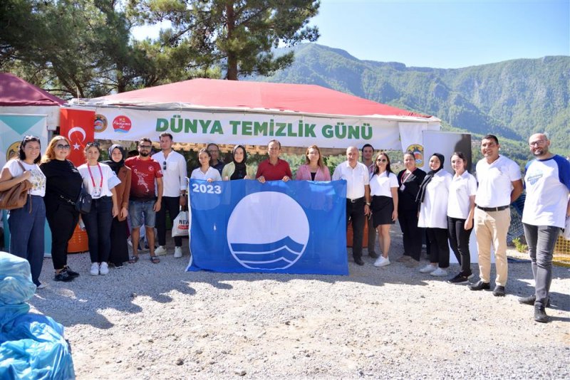Alanya belediyesi’nden dünya temizlik günü’nde anlamlı etkinlik