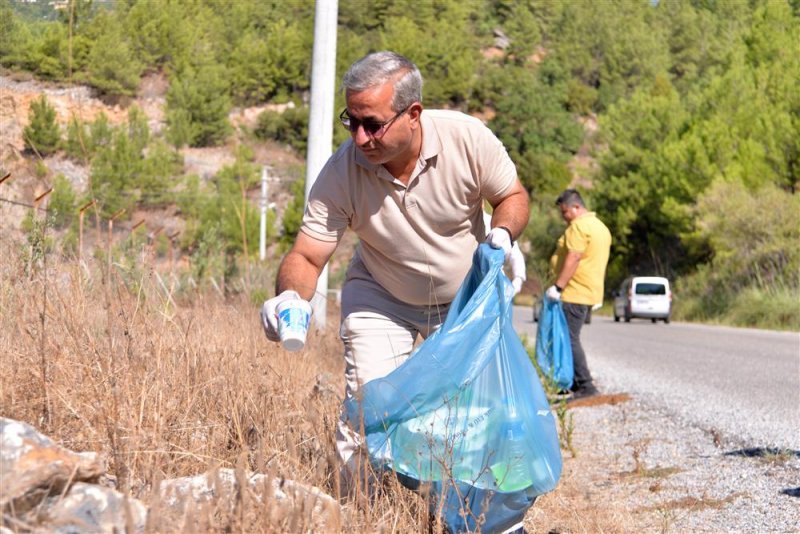 Alanya belediyesi’nden dünya temizlik günü’nde anlamlı etkinlik