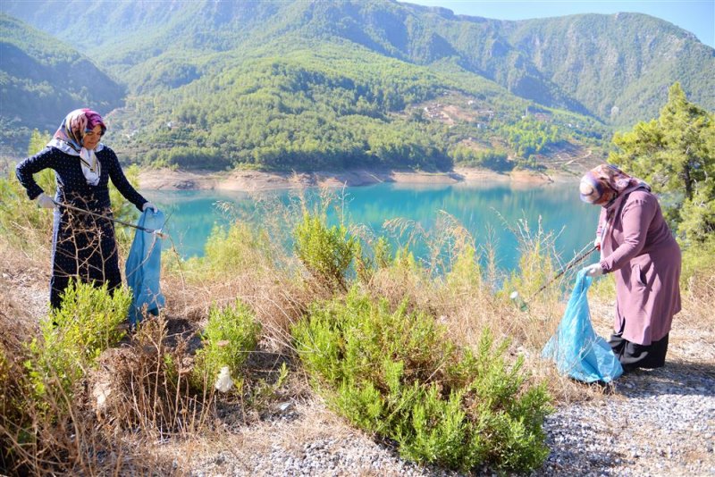Alanya belediyesi’nden dünya temizlik günü’nde anlamlı etkinlik