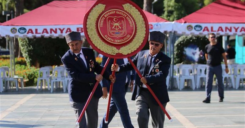 Alanya belediyesi’nden gaziler günü’nde anlamlı etkinlik