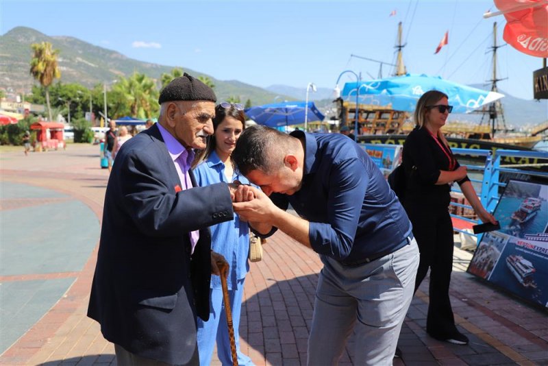 Alanya belediyesi’nden gaziler günü’nde anlamlı etkinlik