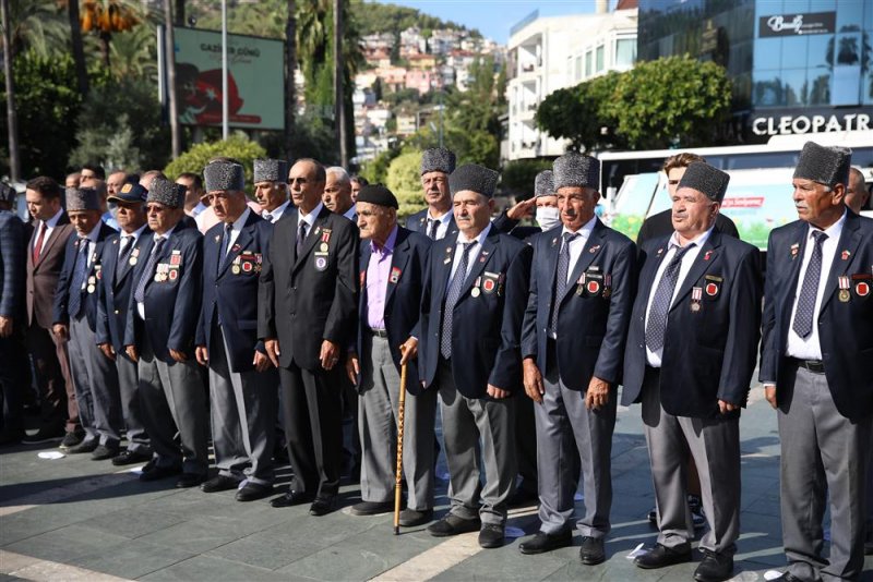 Alanya belediyesi’nden gaziler günü’nde anlamlı etkinlik